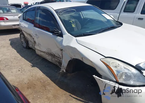 2011 Nissan Altima 2.5 S z USA, uszkodzony, nr VIN 1N4AL2AP9BN510104